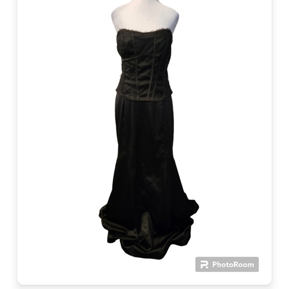 Black Satin Corset Strapless Formal Gown with Train - Picture 3 of 7
